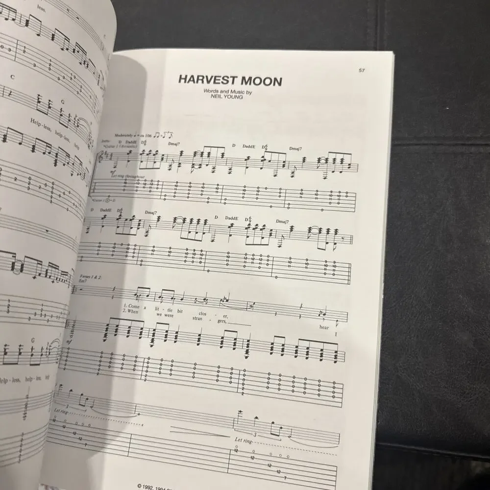 Neil Young Unplugged, Authentic Guitar-Tab Edition